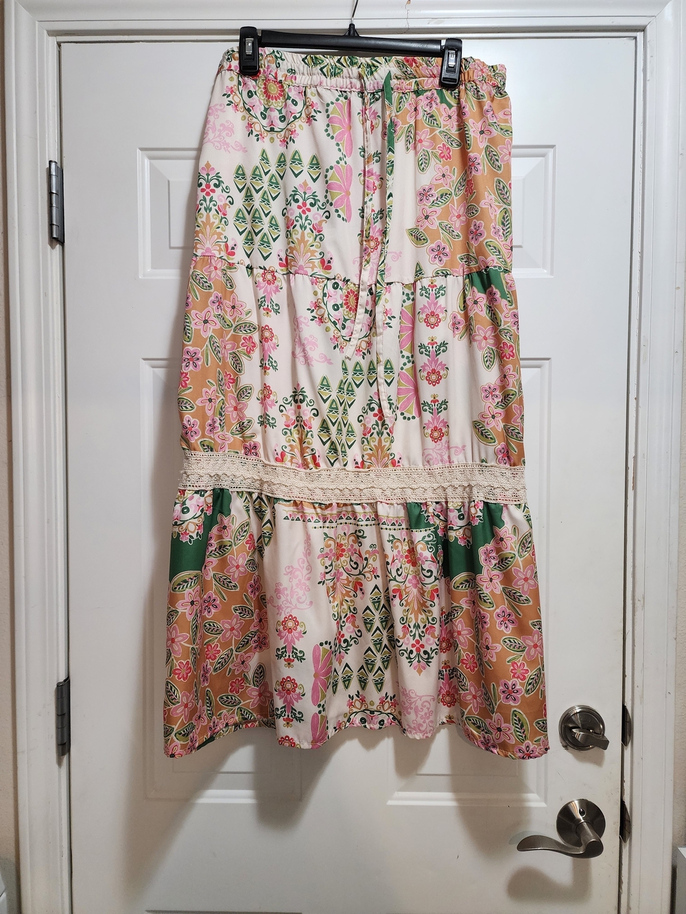 CUPIO Boho Floral Lace Crochet Trimmed Tiered Maxi Skirt Size XL